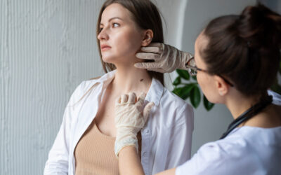 Vaša pleť volá SOS: Kedy je nevyhnutná návšteva kožnej ambulancie